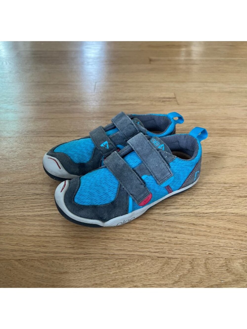 Plae Ty Nylon Lightweight Sneakers Blue Gray Kid's Youth Size 12